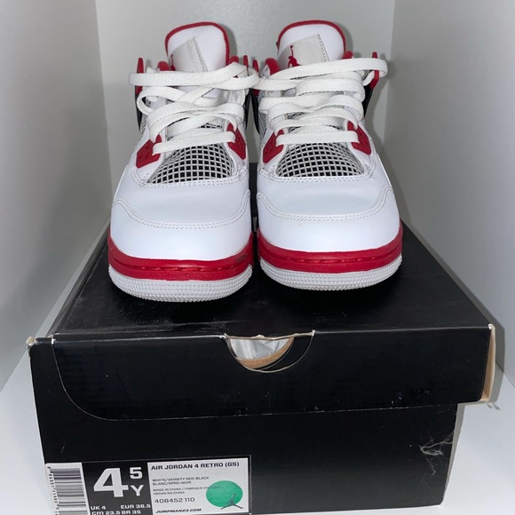 Lot of Jordan’s 4.5Y - Picture 1 of 17